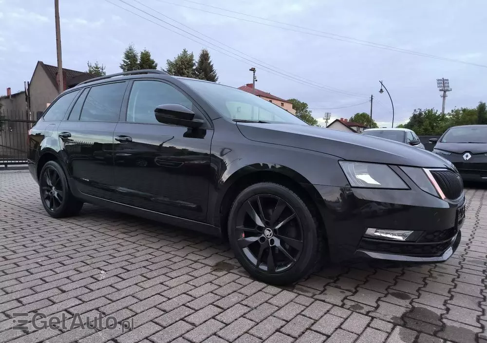 SKODA Octavia Combi 1.6 TDI DSG Premium Edition