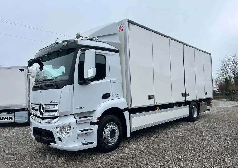 MERCEDES-BENZ Antos 1832 / Izoterma / Euro 6 / Winda / 
