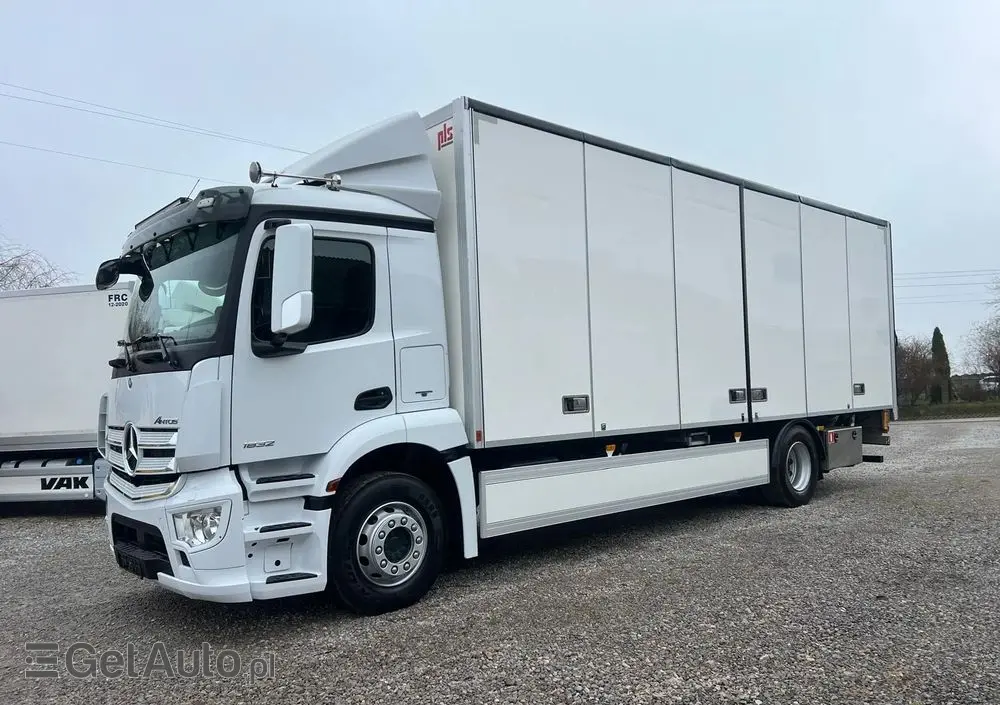 MERCEDES-BENZ Antos 1832 / Izoterma / Euro 6 / Winda / 