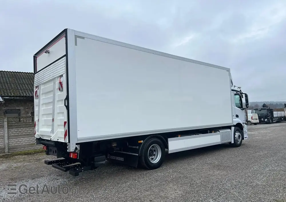 MERCEDES-BENZ Antos 1832 / Izoterma / Euro 6 / Winda / 