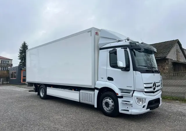MERCEDES-BENZ Antos 1832 / Izoterma / Euro 6 / Winda / 