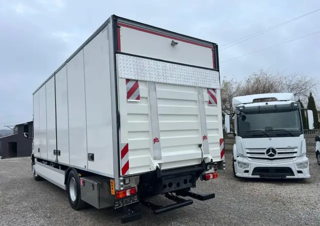 MERCEDES-BENZ Antos 1832 / Izoterma / Euro 6 / Winda / 