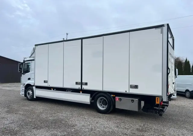 MERCEDES-BENZ Antos 1832 / Izoterma / Euro 6 / Winda / 