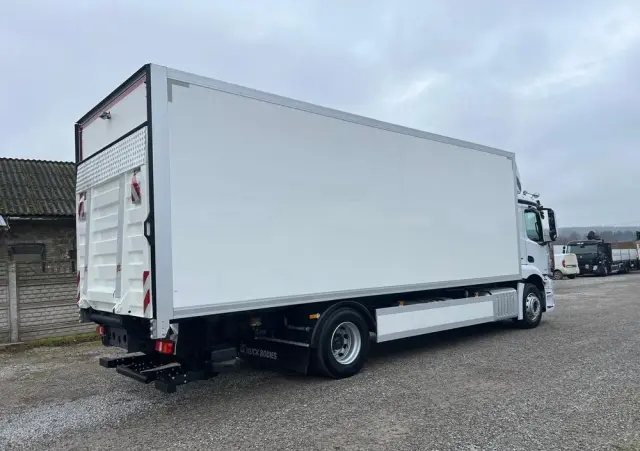 MERCEDES-BENZ Antos 1832 / Izoterma / Euro 6 / Winda / 