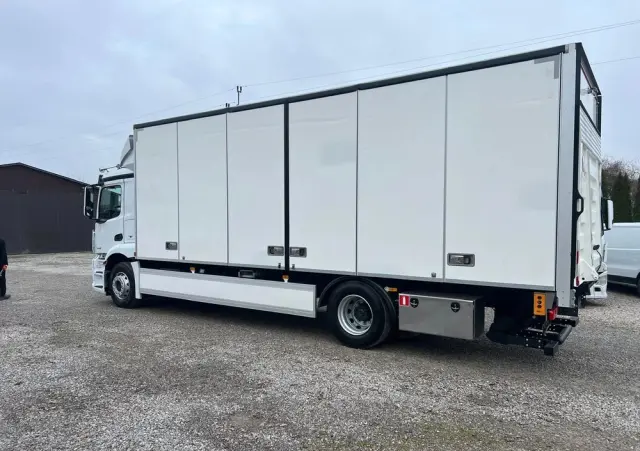 MERCEDES-BENZ Antos 1832 / Izoterma / Euro 6 / Winda / 