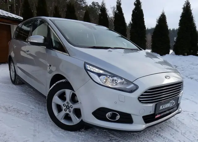 FORD S-Max 1.5 EcoBoost Titanium
