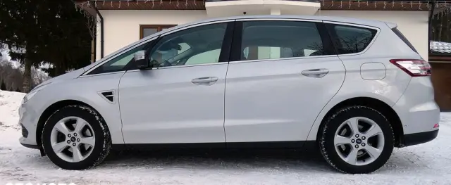 FORD S-Max 1.5 EcoBoost Titanium