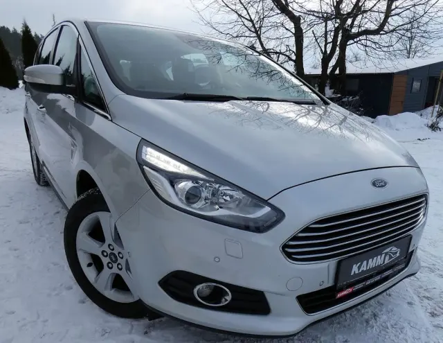 FORD S-Max 1.5 EcoBoost Titanium