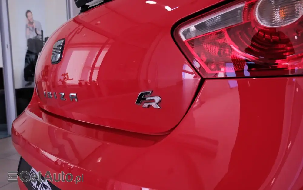 SEAT Ibiza SC 1.4 TSI DSG FR