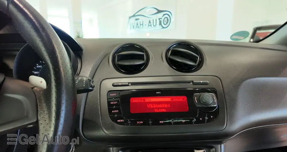 SEAT Ibiza SC 1.4 TSI DSG FR