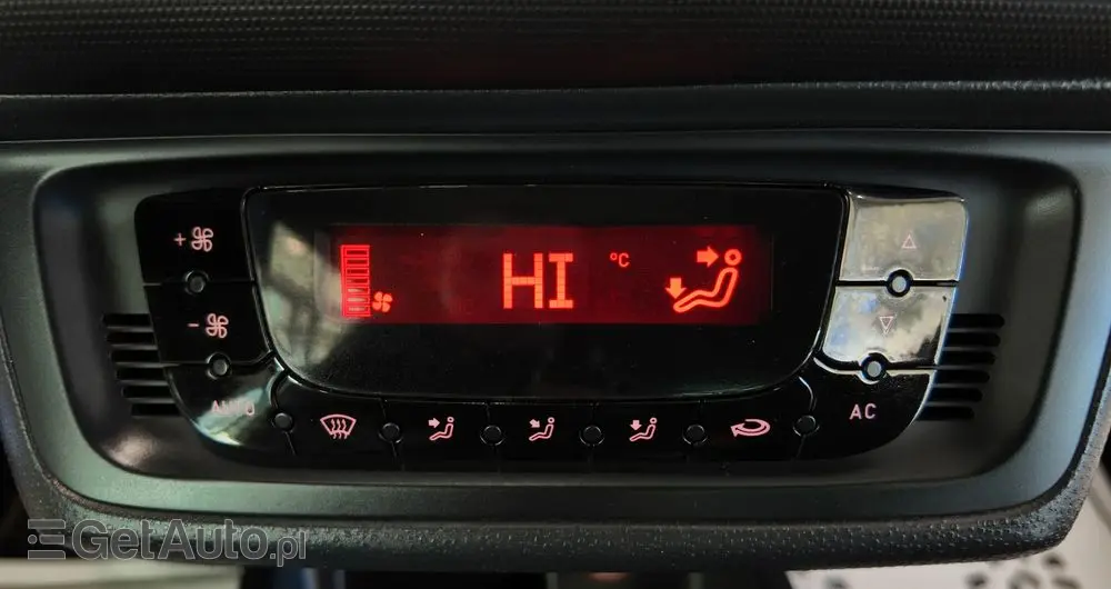 SEAT Ibiza SC 1.4 TSI DSG FR