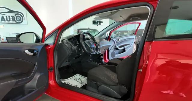 SEAT Ibiza SC 1.4 TSI DSG FR