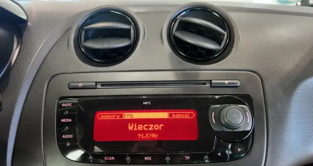 SEAT Ibiza SC 1.4 TSI DSG FR