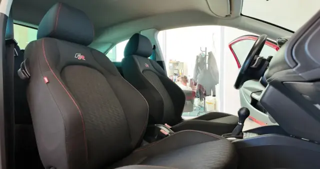 SEAT Ibiza SC 1.4 TSI DSG FR