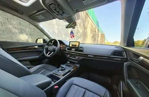 AUDI Q5 