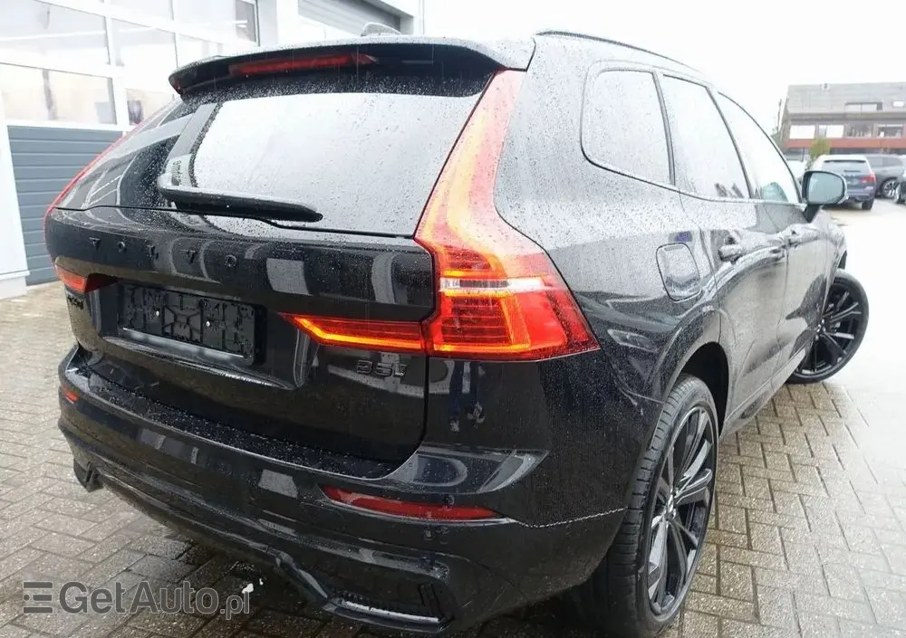 VOLVO XC 60 B5 B AWD Ultra Black Edition