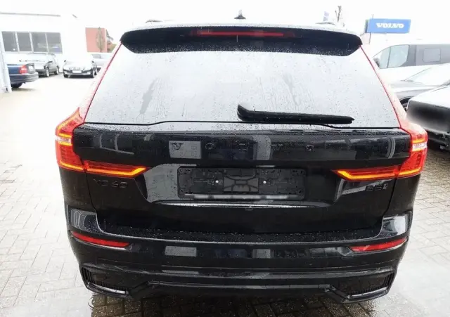 VOLVO XC 60 B5 B AWD Ultra Black Edition