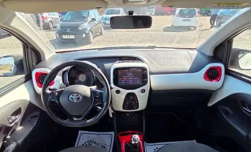 TOYOTA Aygo 