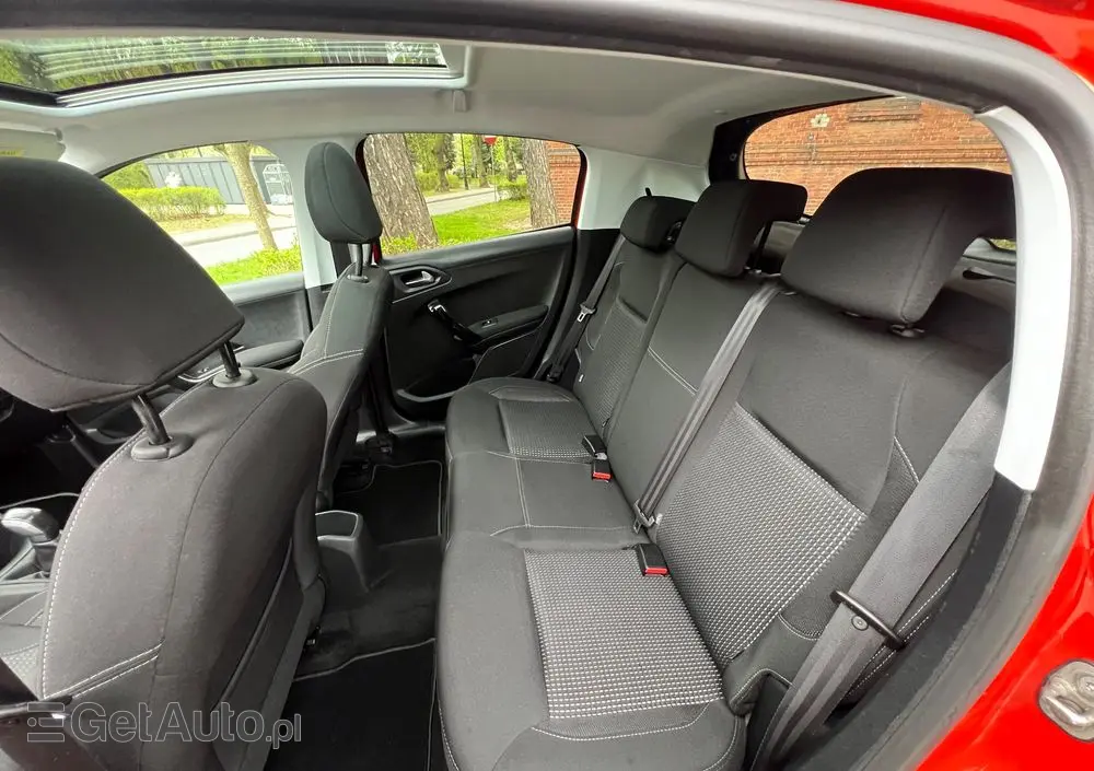 PEUGEOT 208 1.6 BlueHDi Allure S&S