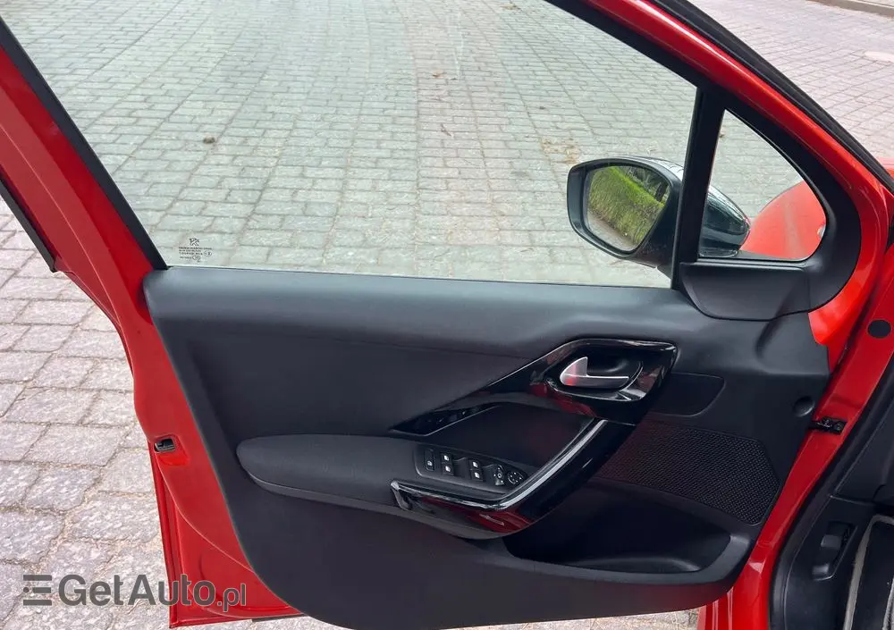 PEUGEOT 208 1.6 BlueHDi Allure S&S