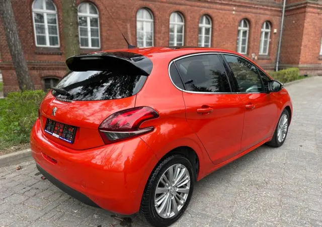 PEUGEOT 208 1.6 BlueHDi Allure S&S