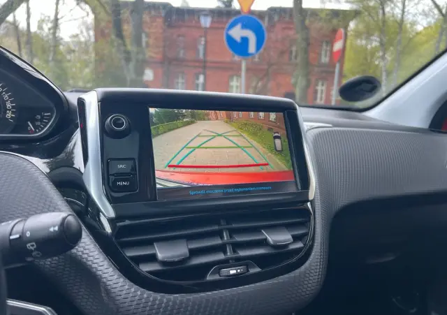 PEUGEOT 208 1.6 BlueHDi Allure S&S