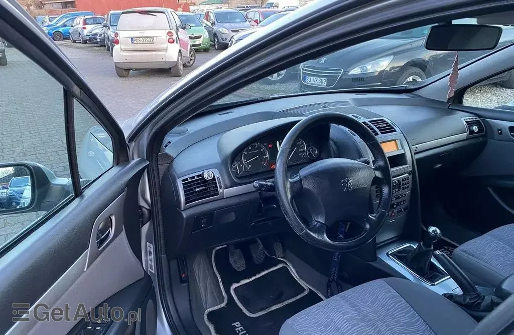PEUGEOT 407 