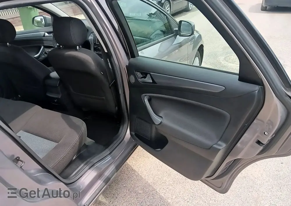 FORD Mondeo 1.6 Platinium X Plus (Trend)