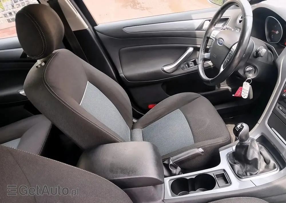 FORD Mondeo 1.6 Platinium X Plus (Trend)