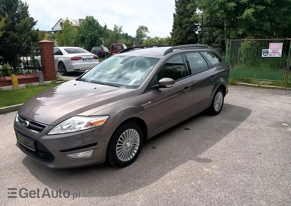 FORD Mondeo 1.6 Platinium X Plus (Trend)