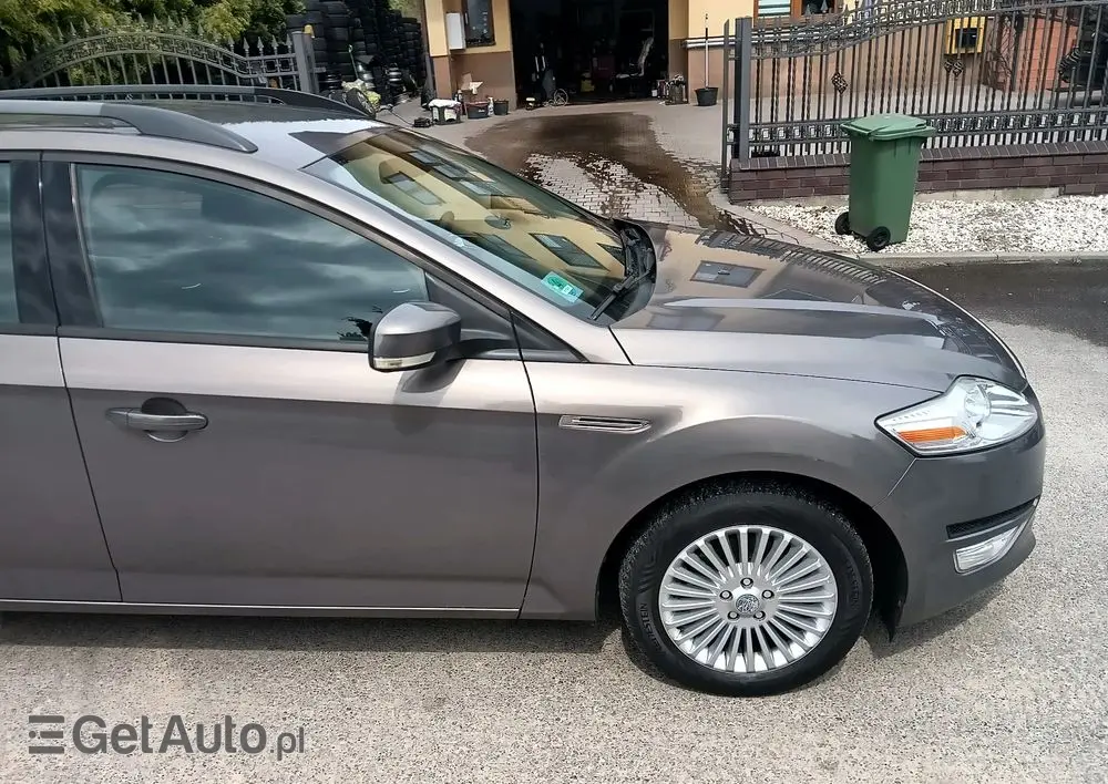 FORD Mondeo 1.6 Platinium X Plus (Trend)