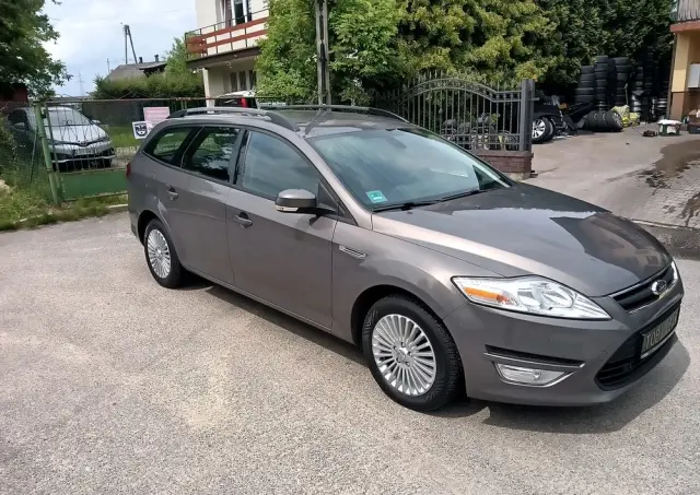 FORD Mondeo 1.6 Platinium X Plus (Trend)