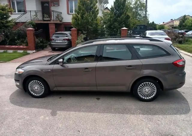 FORD Mondeo 1.6 Platinium X Plus (Trend)