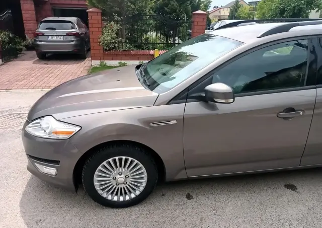 FORD Mondeo 1.6 Platinium X Plus (Trend)
