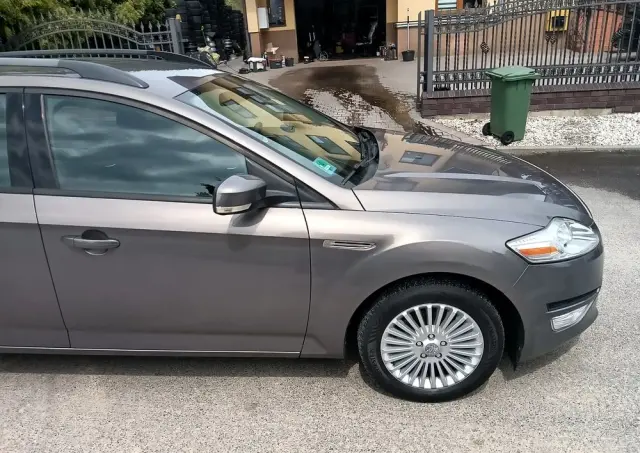 FORD Mondeo 1.6 Platinium X Plus (Trend)