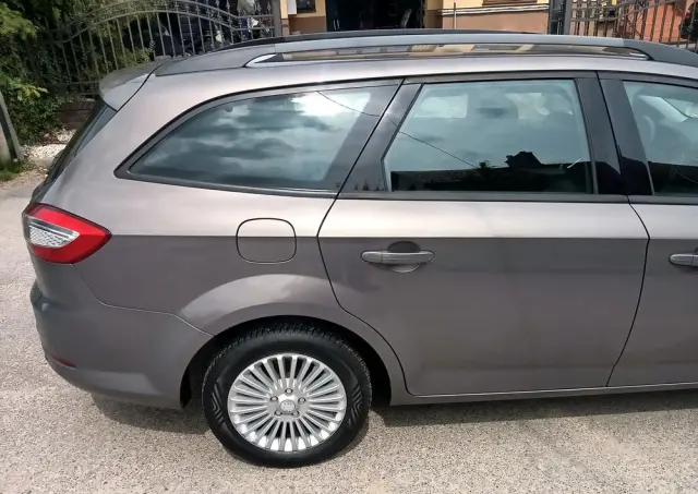 FORD Mondeo 1.6 Platinium X Plus (Trend)