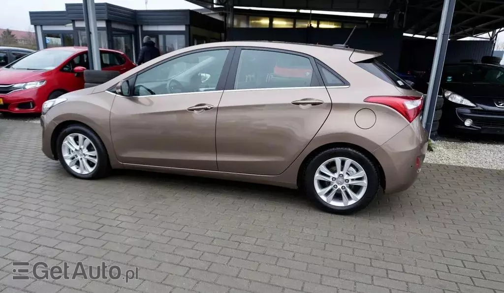 HYUNDAI I30 