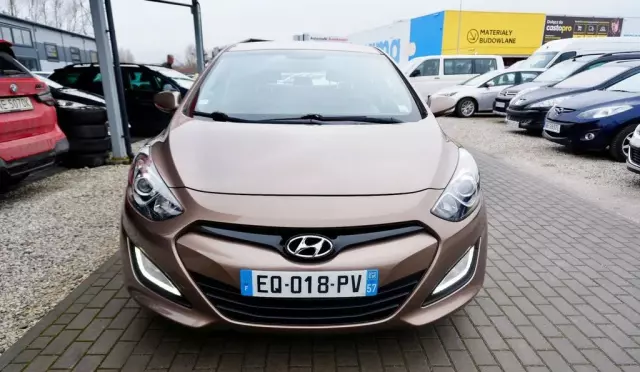 HYUNDAI I30 