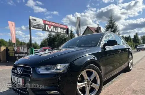 AUDI A4 