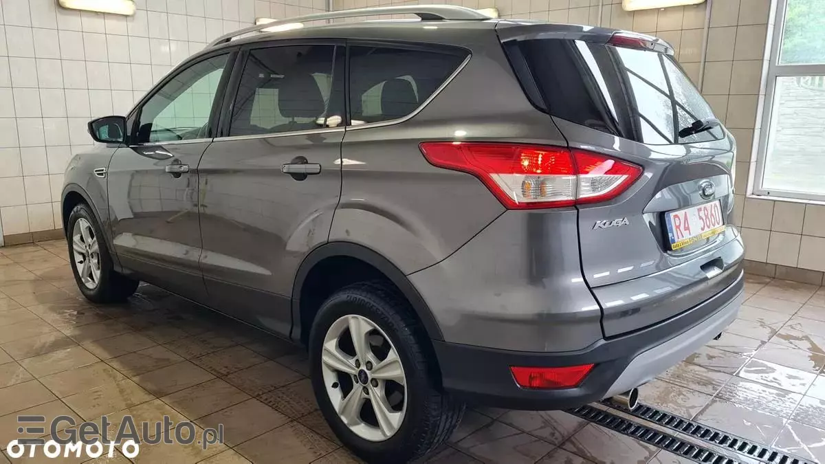 FORD Kuga 1.6 EcoBoost 2x4 Trend