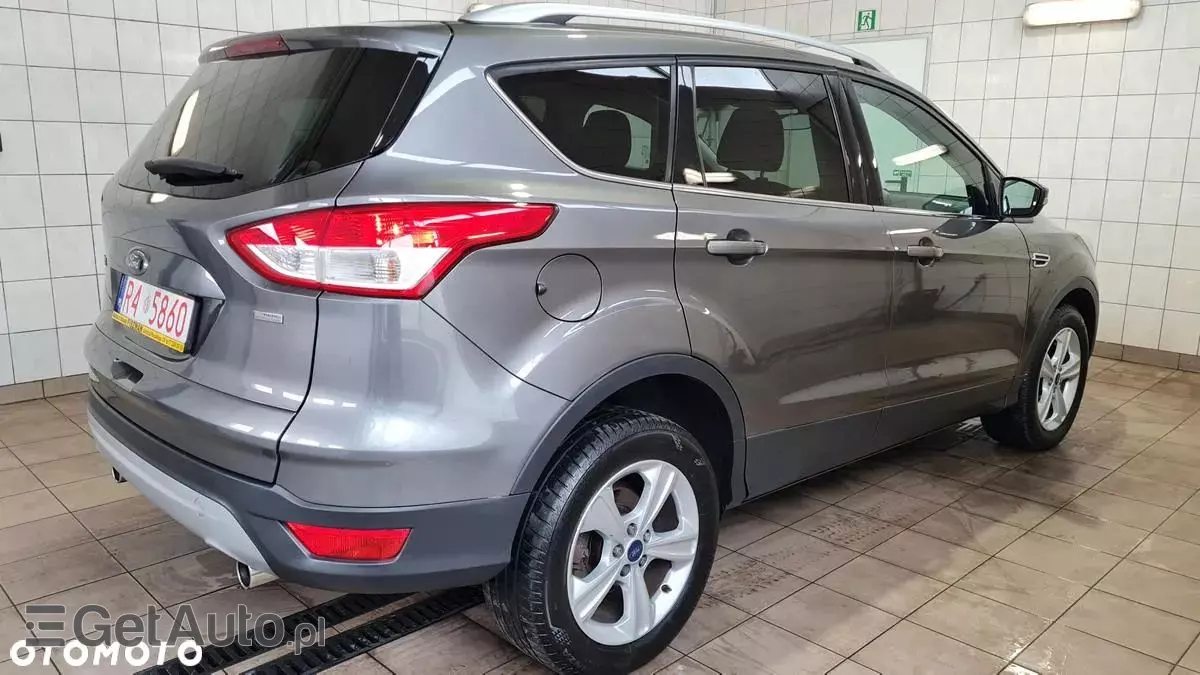FORD Kuga 1.6 EcoBoost 2x4 Trend