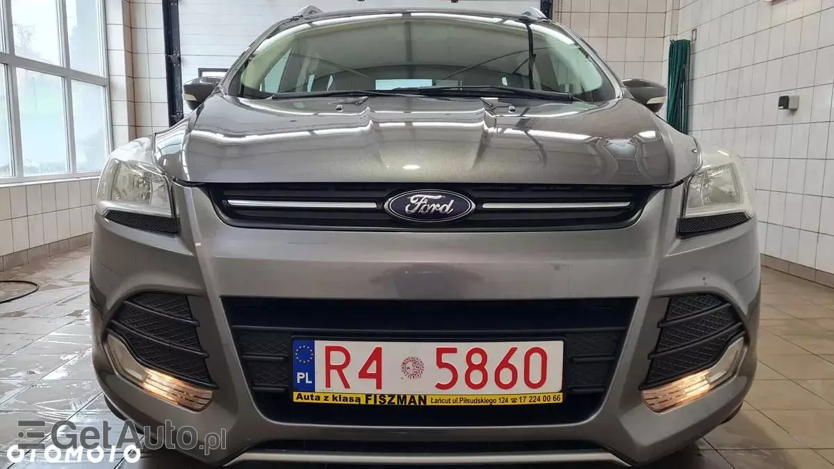 FORD Kuga 1.6 EcoBoost 2x4 Trend