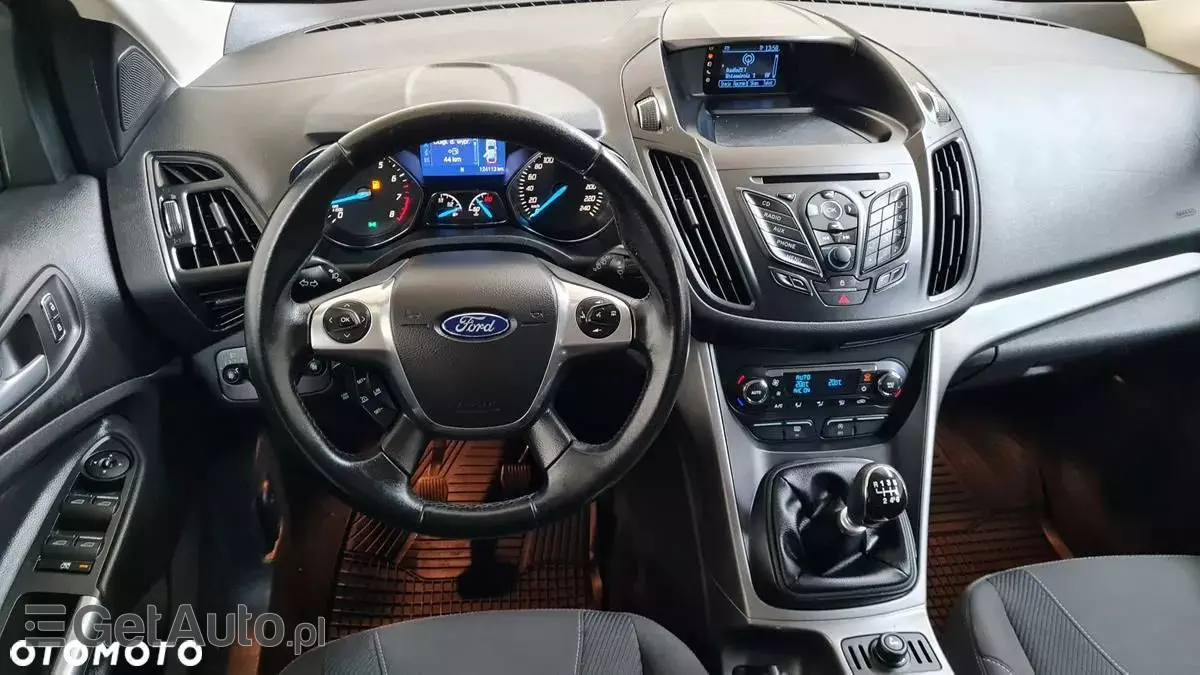 FORD Kuga 1.6 EcoBoost 2x4 Trend