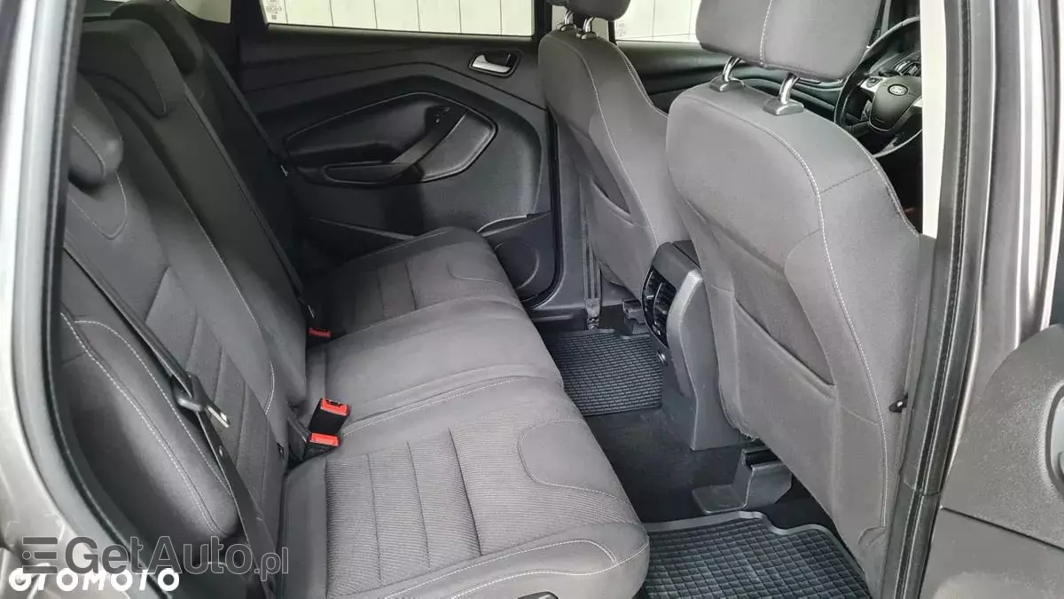 FORD Kuga 1.6 EcoBoost 2x4 Trend