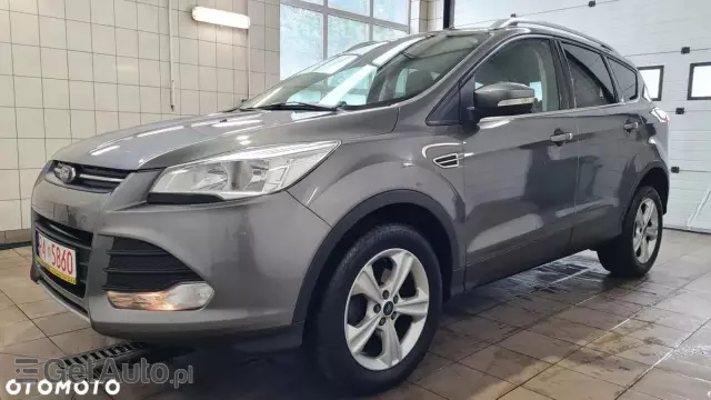 FORD Kuga 1.6 EcoBoost 2x4 Trend