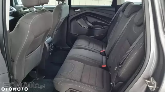 FORD Kuga 1.6 EcoBoost 2x4 Trend