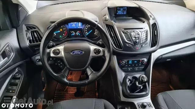 FORD Kuga 1.6 EcoBoost 2x4 Trend