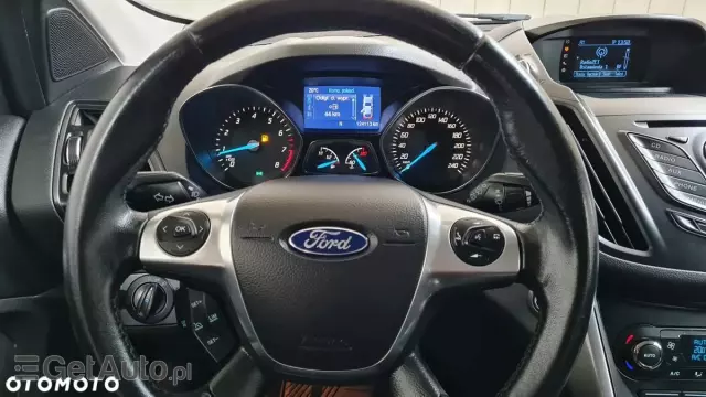 FORD Kuga 1.6 EcoBoost 2x4 Trend