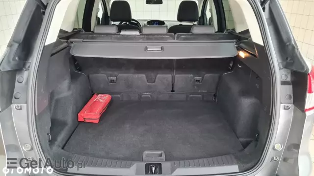 FORD Kuga 1.6 EcoBoost 2x4 Trend