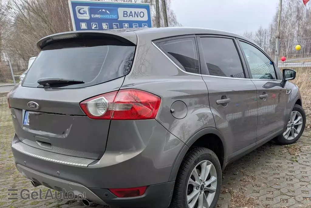 FORD Kuga 